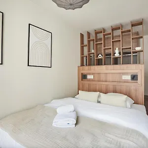 apartle-marais-centre-dealbert-thomas.fr-paris.fr/