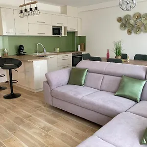  Apartman Noemi Magyarország