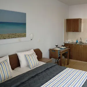 https://millies-apartments.hotelsatayianapa.com